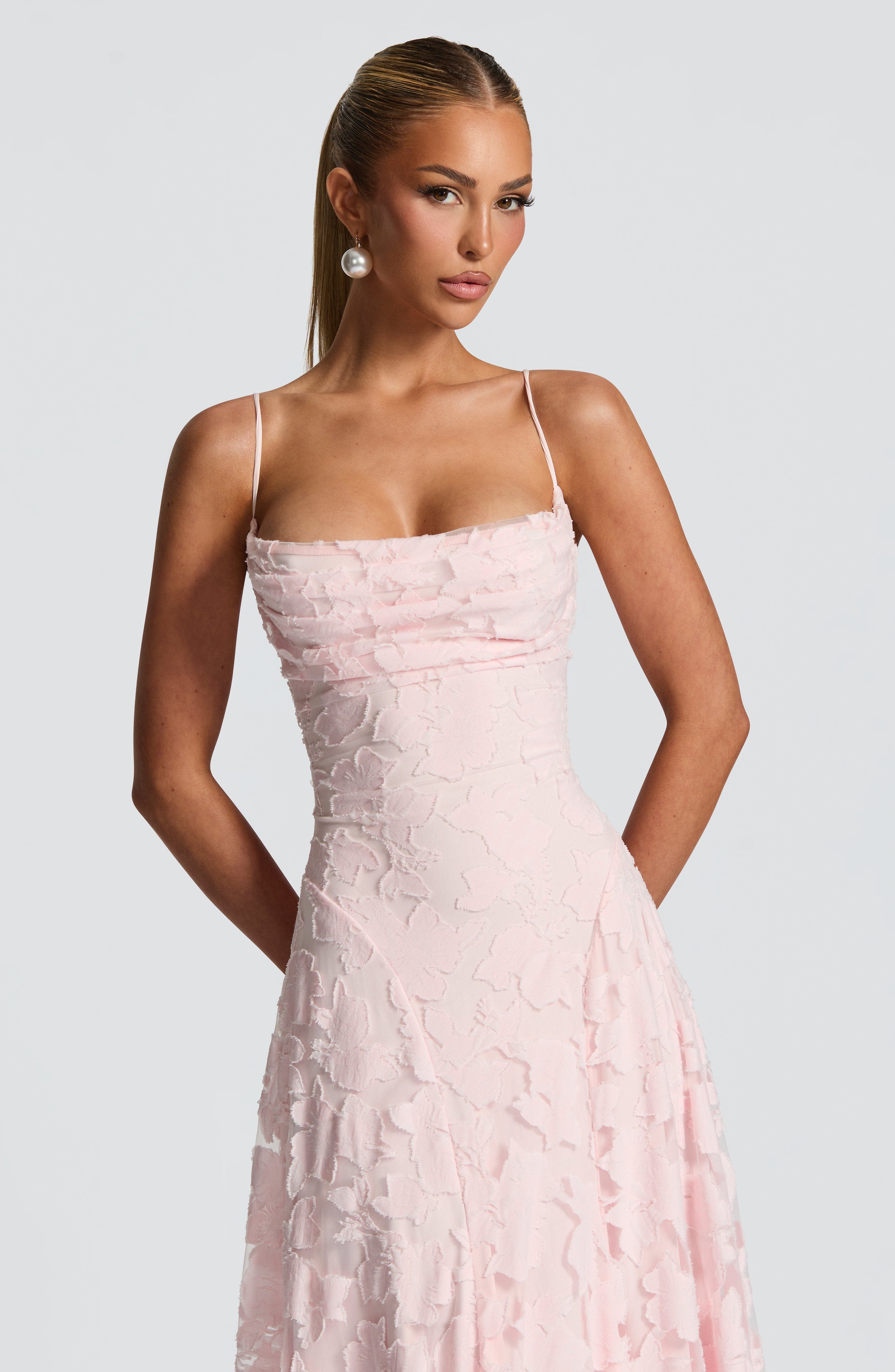 Marianne | Graceful Summer Dress